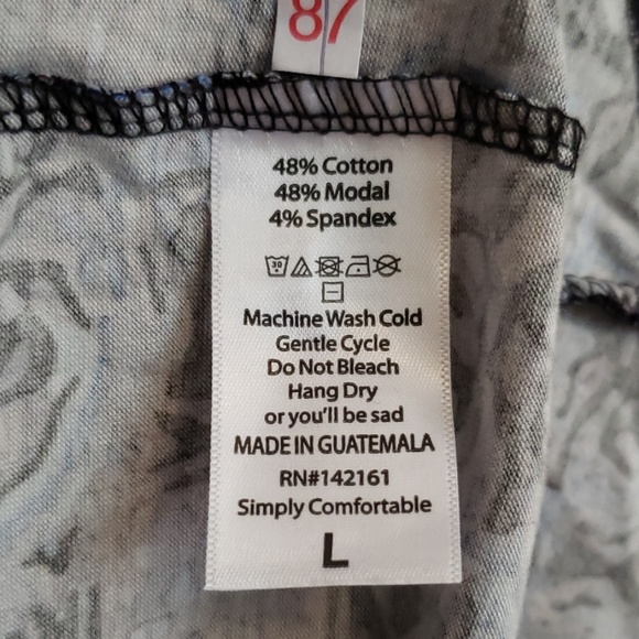 NWT Lularoe Irma - Picture 4 of 4